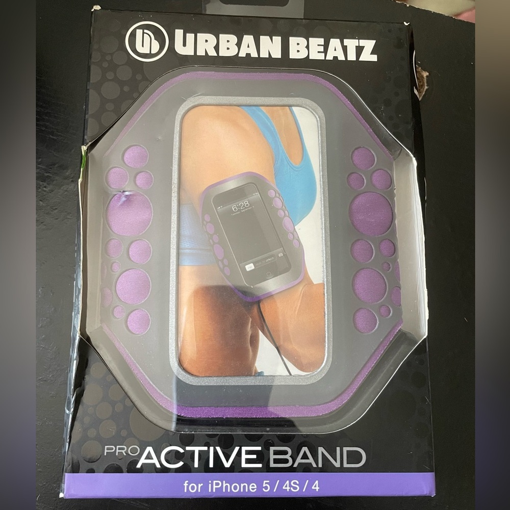 Purple workout sleeve for iPhone5/4S/4